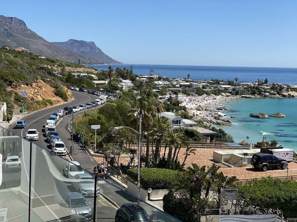 Clifton YOLO Spaces – Clifton Beachfront Penthouse Clifton YOLO Spaces Clifton Beachfront Penthouse 20