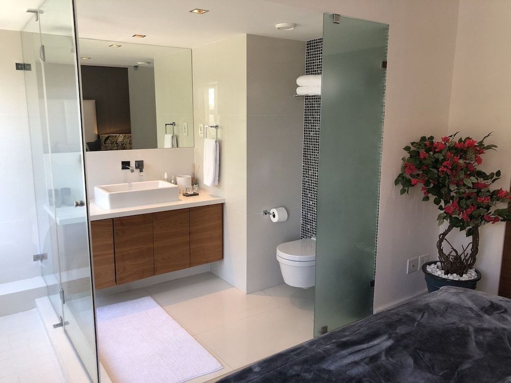 Clifton YOLO Spaces – Clifton Beachfront Penthouse Clifton YOLO Spaces Clifton Beachfront Penthouse 29