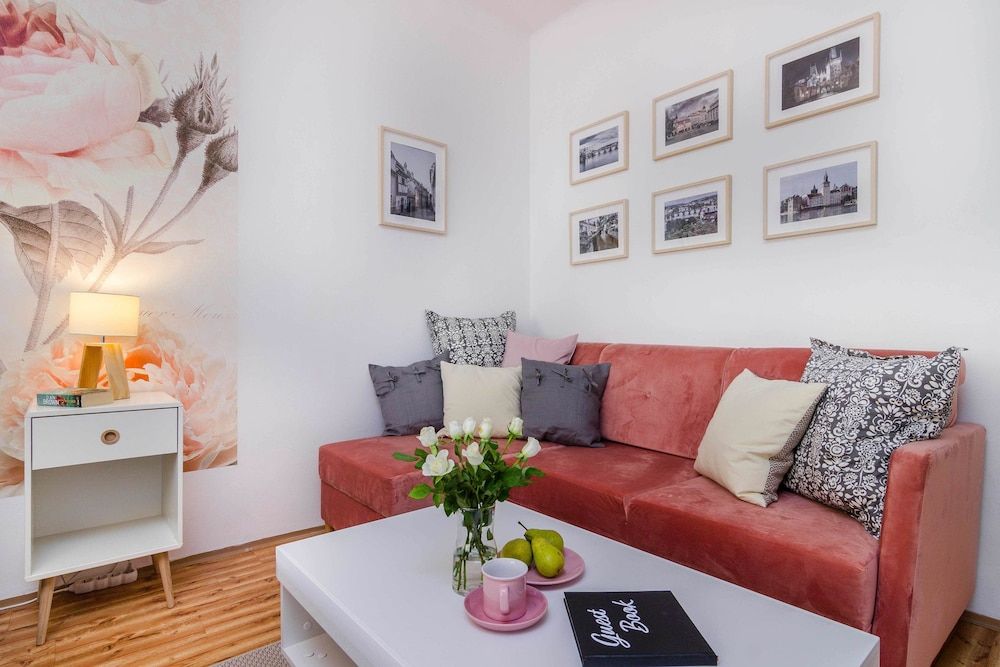 undefined APT Prague Ch. Bridge by Michal&Friends 9