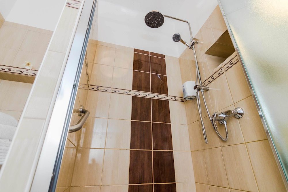 APT Prague Ch. Bridge by Michal&Friends Studio 19