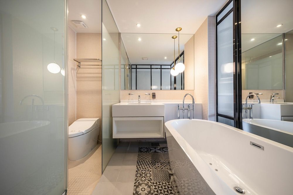 Hotel Moon Deluxe Room 12