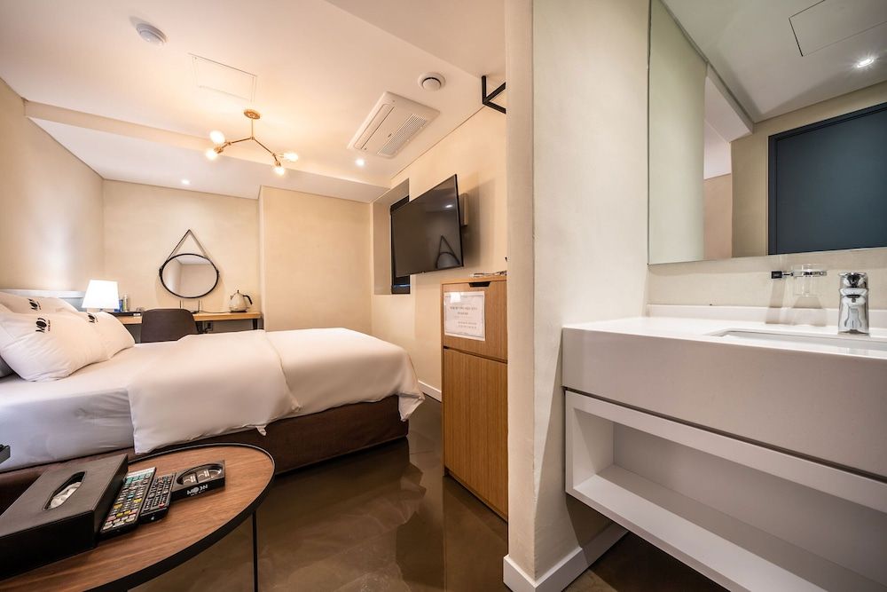 Hotel Moon Standard Room 4