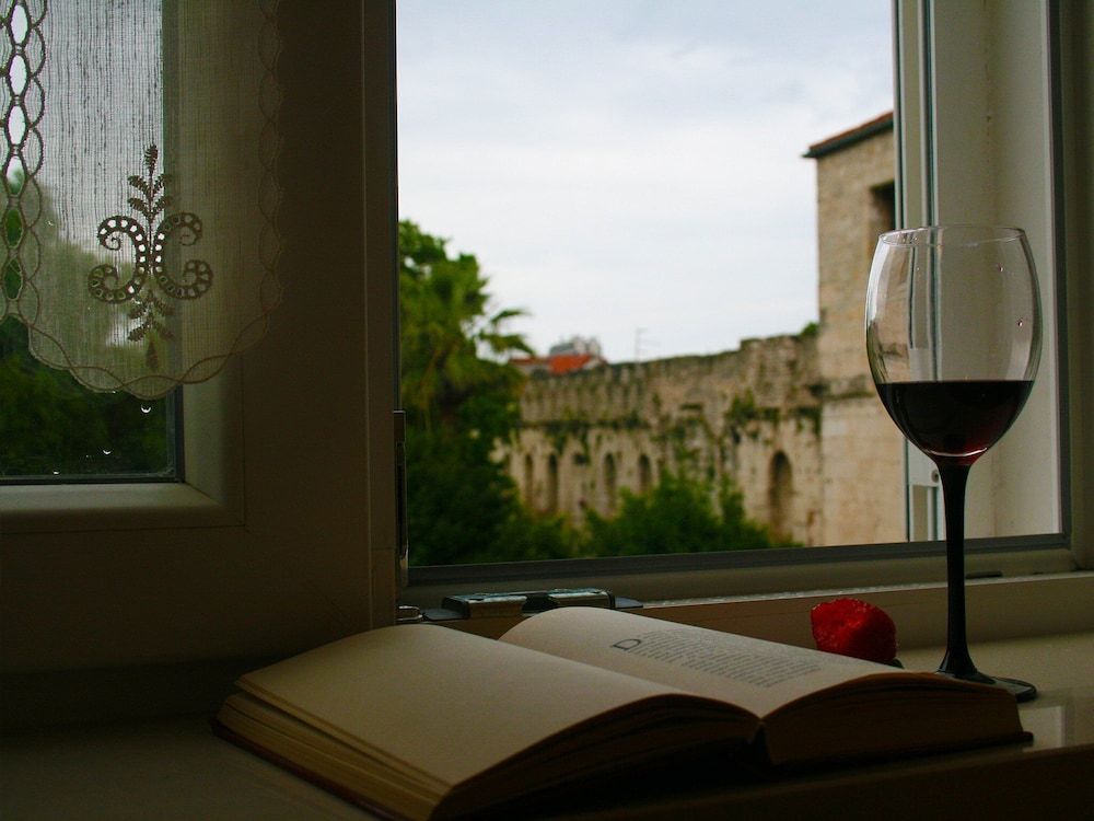 undefined Old City Center Suite 10