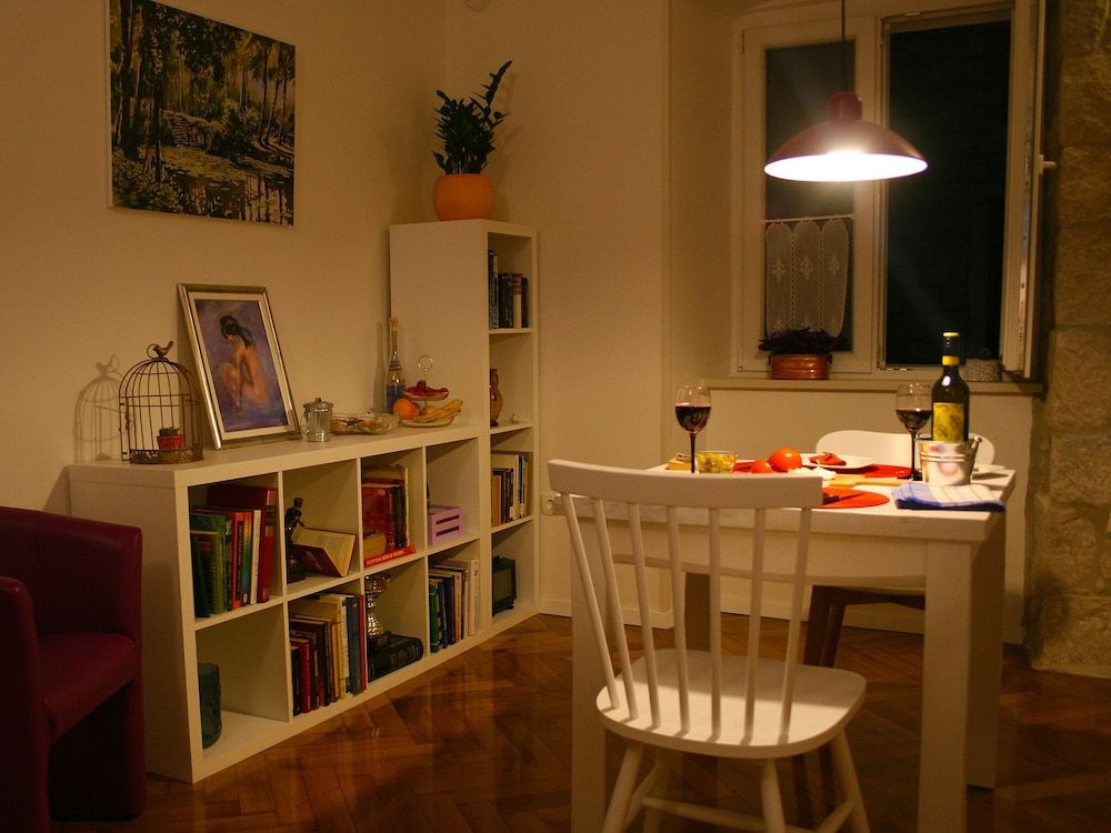 undefined Old City Center Suite 5