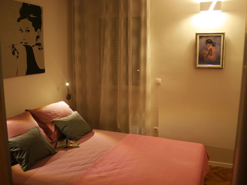 undefined Old City Center Suite 3