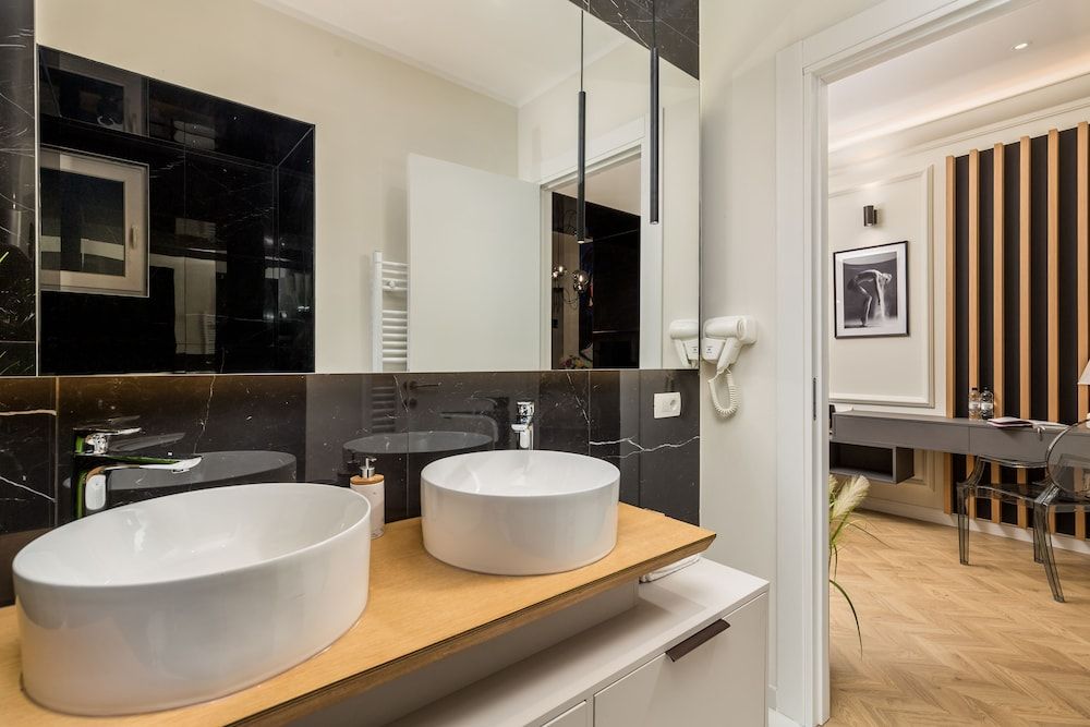 Luxury Number 1 Apartments Premium Apartment 13