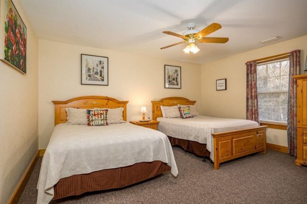 Condo, Multiple Beds, Hot Tub