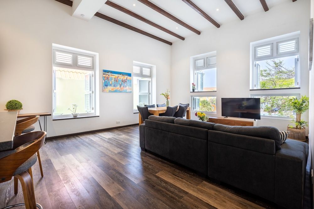 Royal Apartments City Centre Willemstad Comfort Apartment, 2 Bedrooms, City View 11