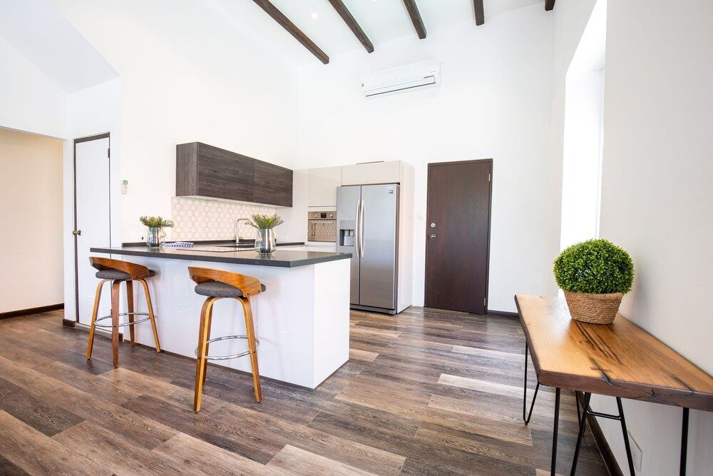 Royal Apartments City Centre Willemstad Grand Apartment, 3 Bedrooms, City View 9