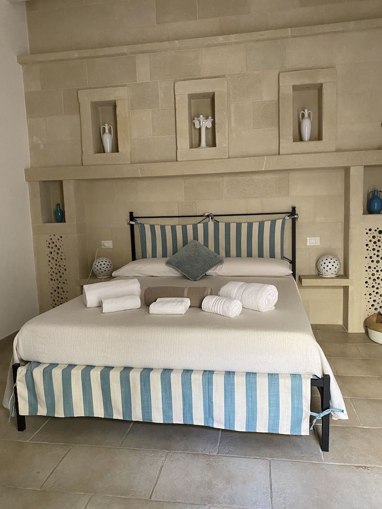 Dimora Assuntina Fine Rooms Economy Room 2