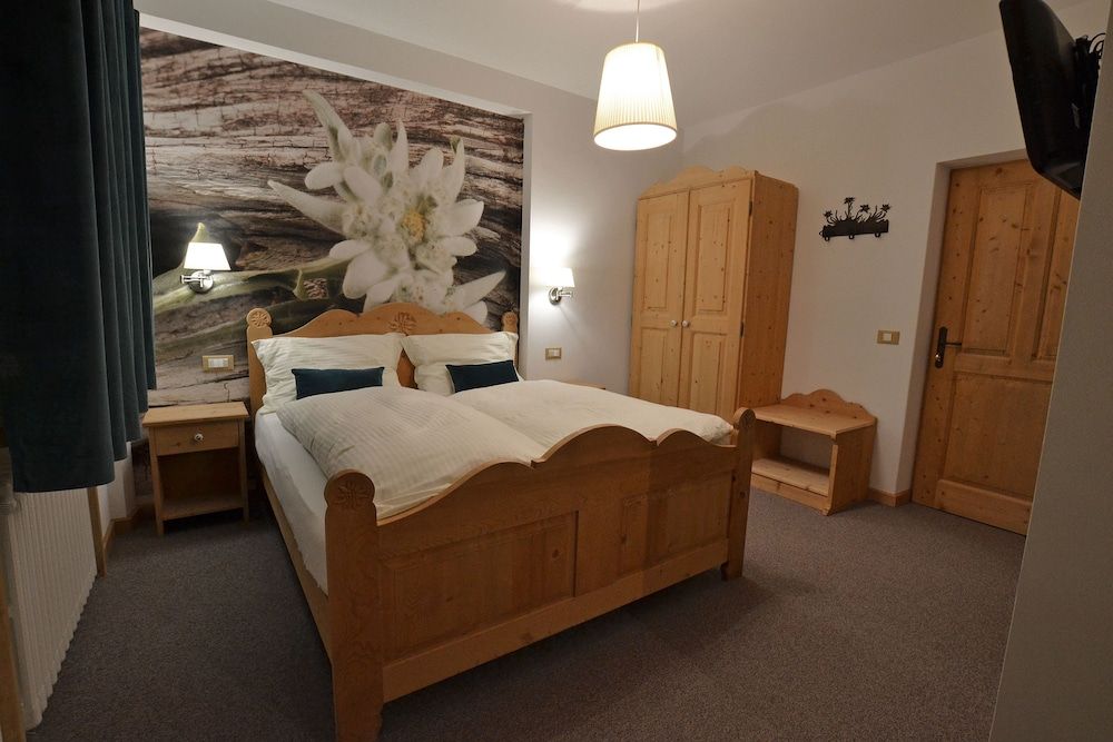 Triple Room, Balcony, Mountain View