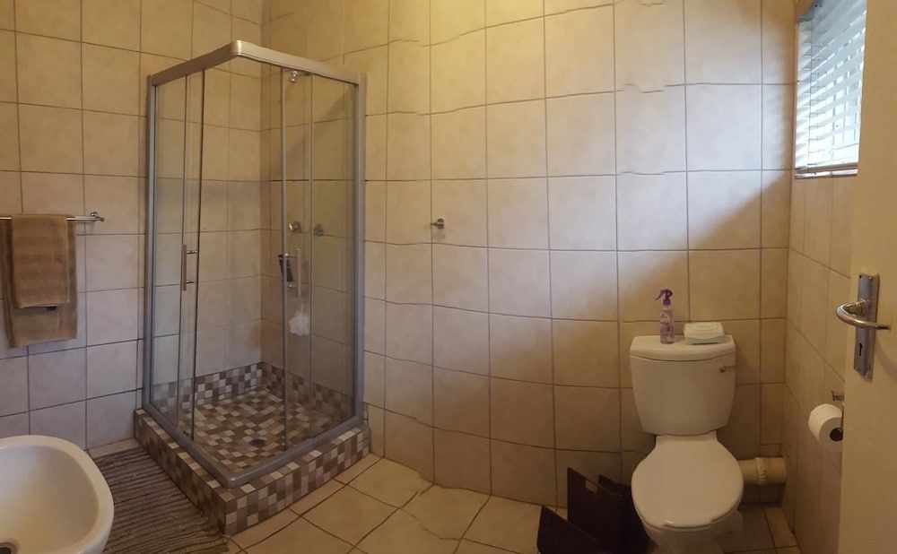 Danlee Overnight Accomodation Family Room 3