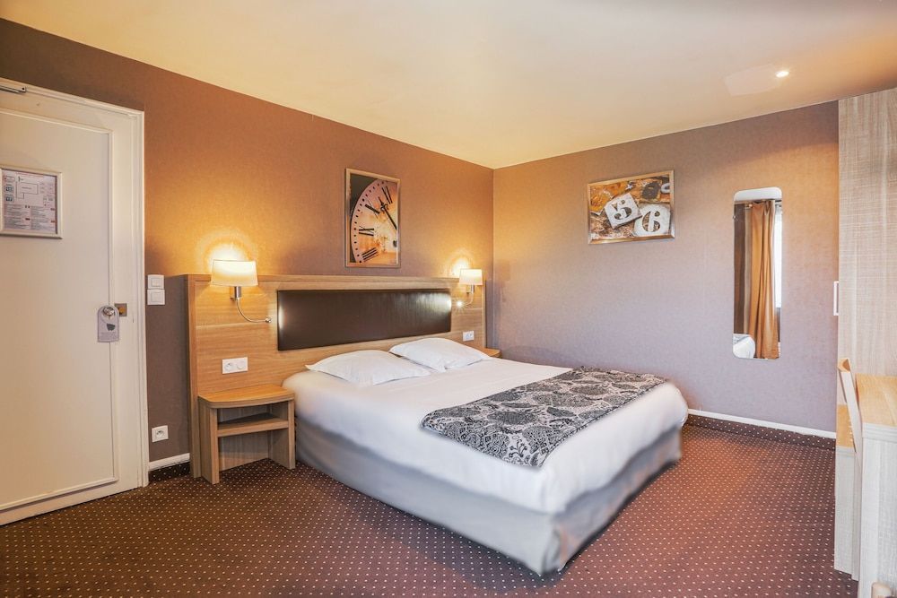 Hotel SPA Piscine le Petit Castel Superior Double Room 2