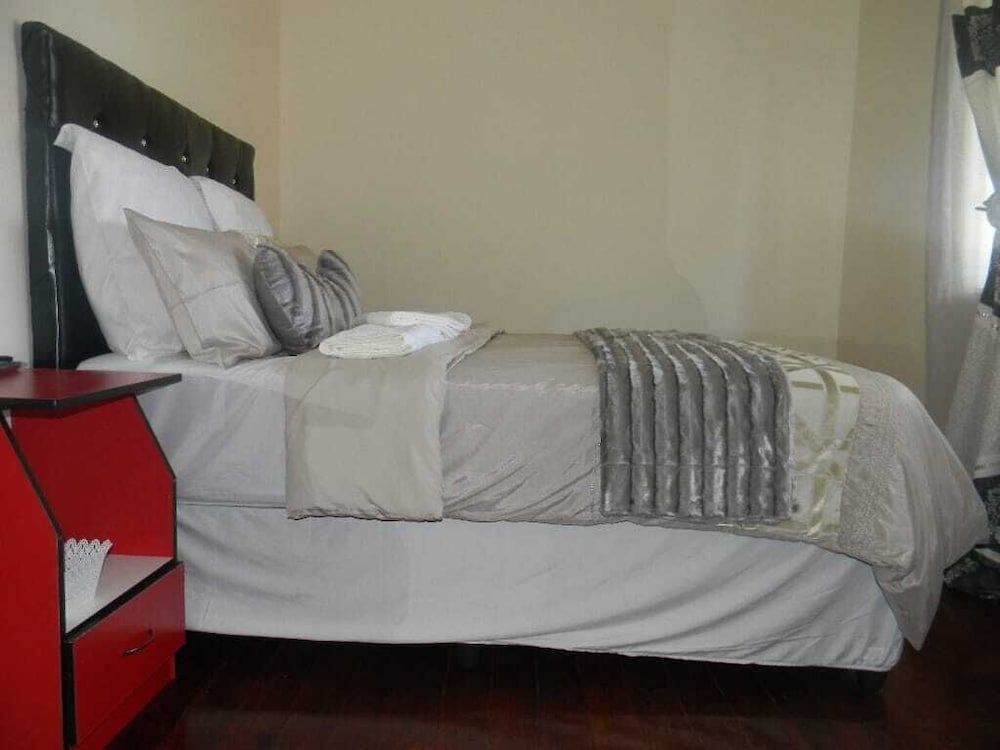 undefined M2T Guest House 9