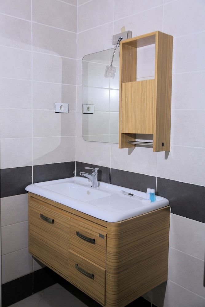 Venetian Hotel Superior Room 5