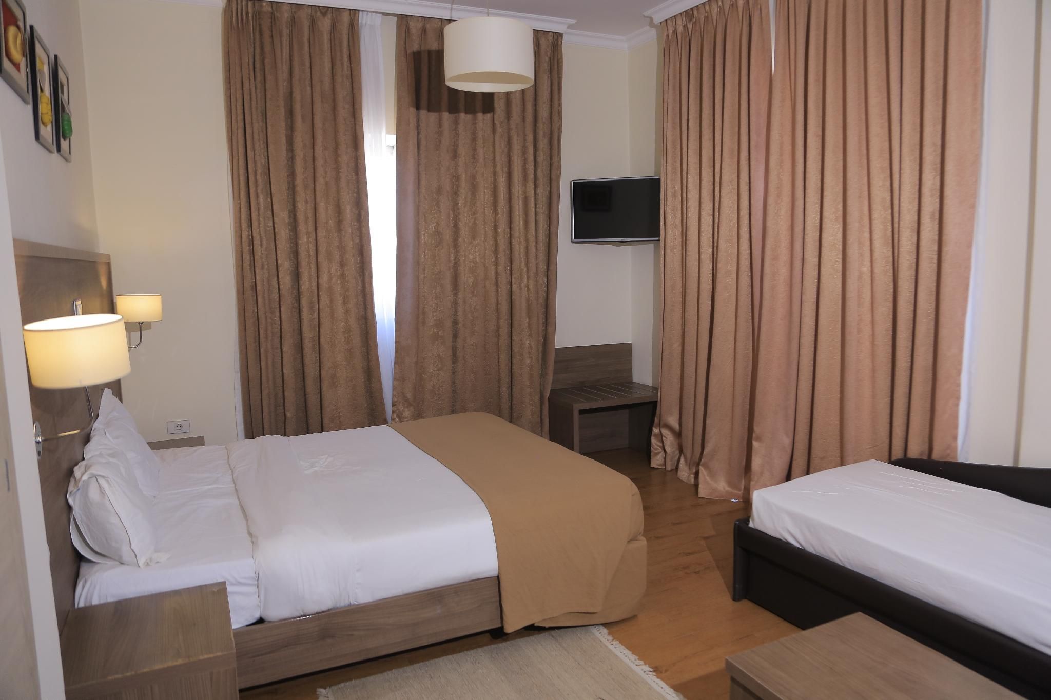 undefined Venetian Hotel 6