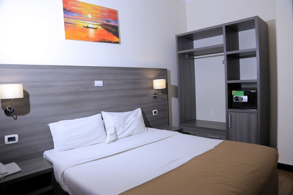 Venetian Hotel Standard Room 3