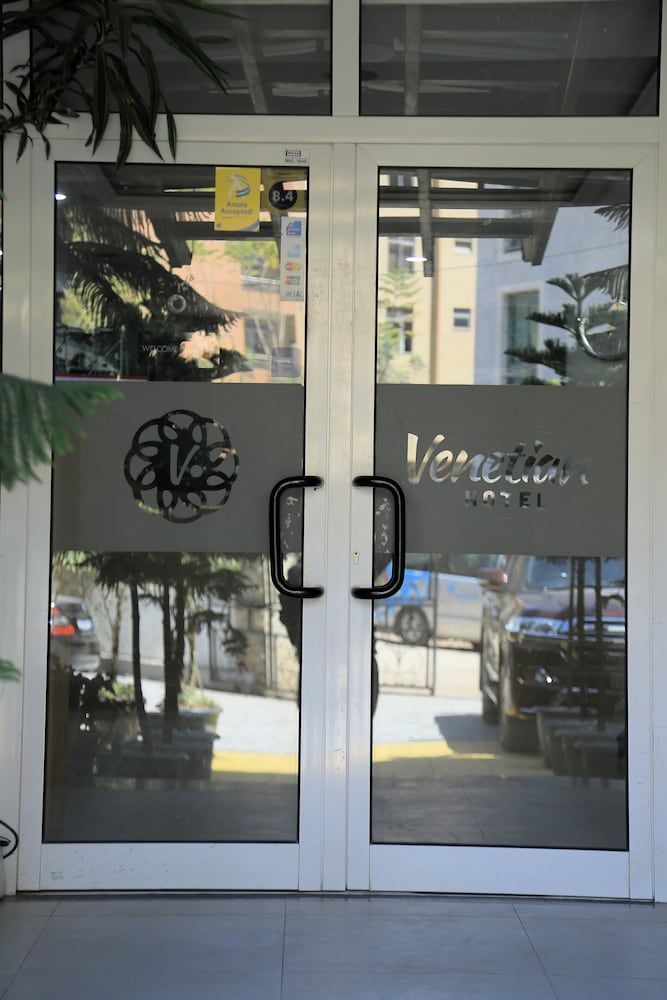 undefined Venetian Hotel 3