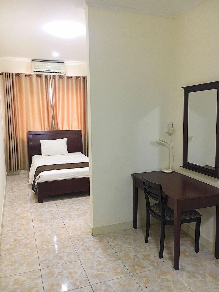 Biet Dien Hotel Standard Triple Room 4