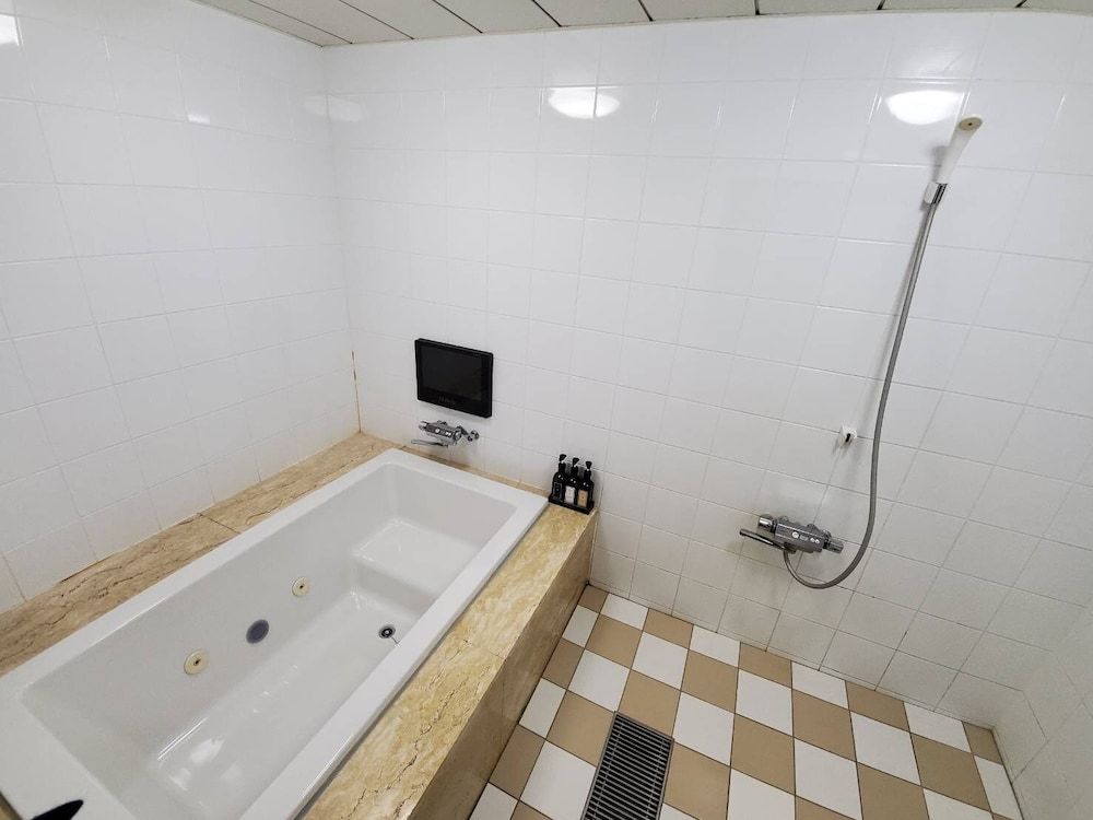 undefined Hotel Xenia Juso - Adults Only 6