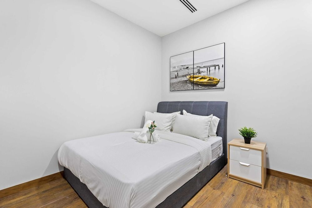 Binjai8 by Plush Comfort Apartment, 4 Bedrooms 12