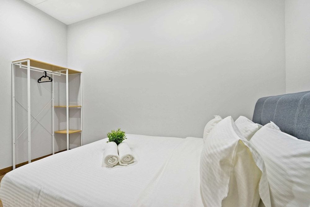 Binjai8 by Plush Comfort Apartment, 4 Bedrooms 11