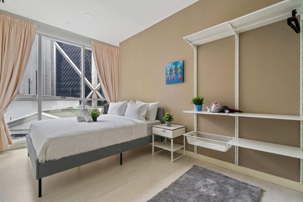 Binjai8 by Plush Comfort Apartment, 4 Bedrooms 5