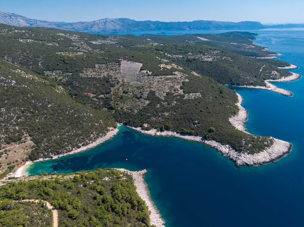 Stone House Harmony Studio (Studio Apartment with Patio and Garde) 8