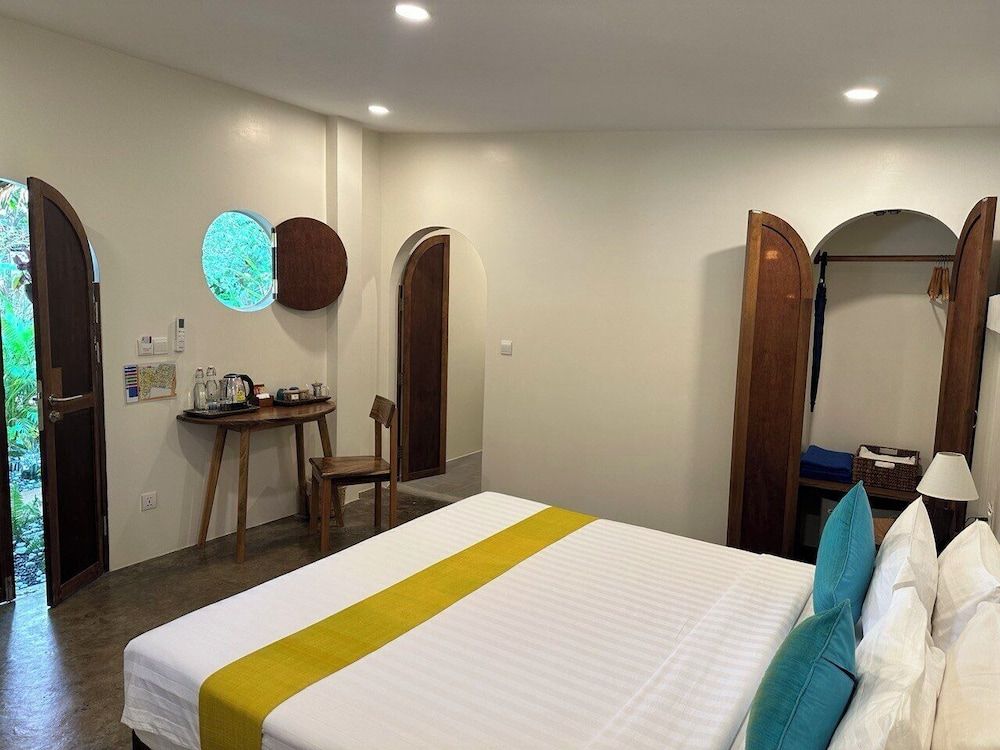 Navutu Dreams Resort & Wellness Retreat Standard Double Room 2
