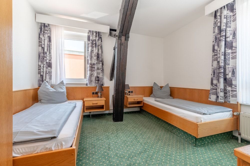 Hotel Kniestedter Hof Basic Double Room