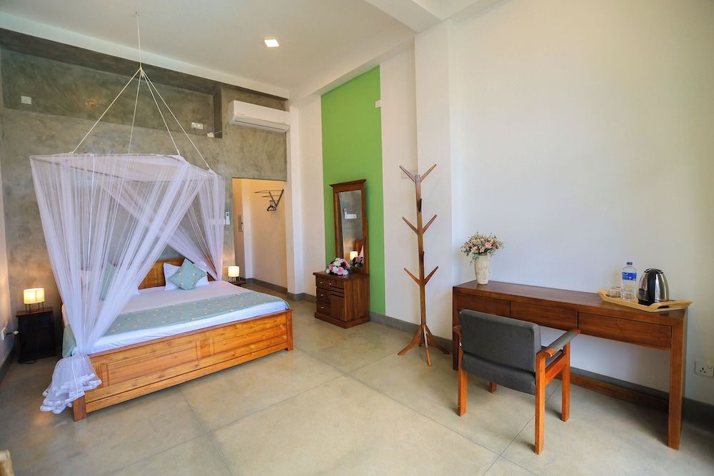 Chill Bay Weligama Classic Double Room, 1 King Bed 2