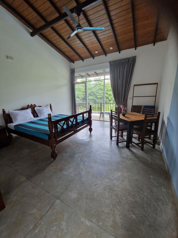 Chill Bay Weligama Deluxe Double Room, Non Smoking, Garden View 24