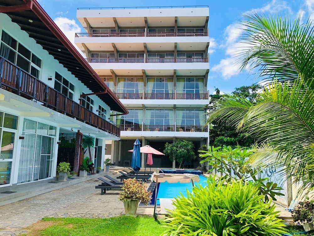 undefined Chill Bay Weligama 9