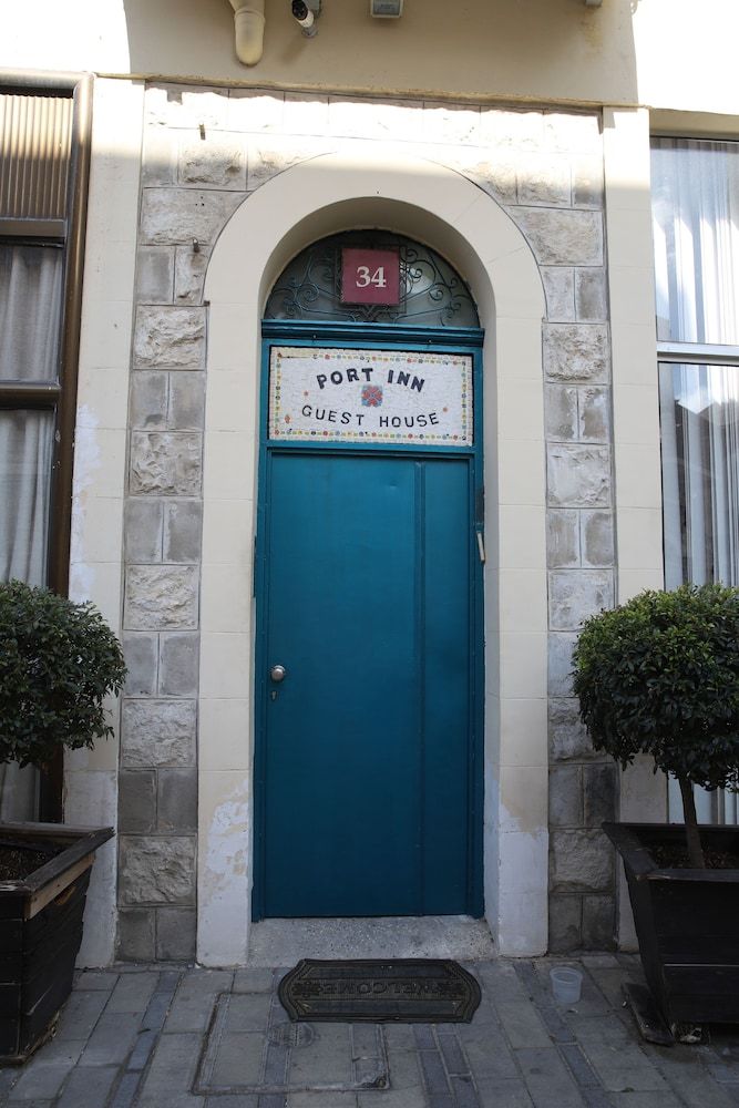 undefined Port Inn - Hostel