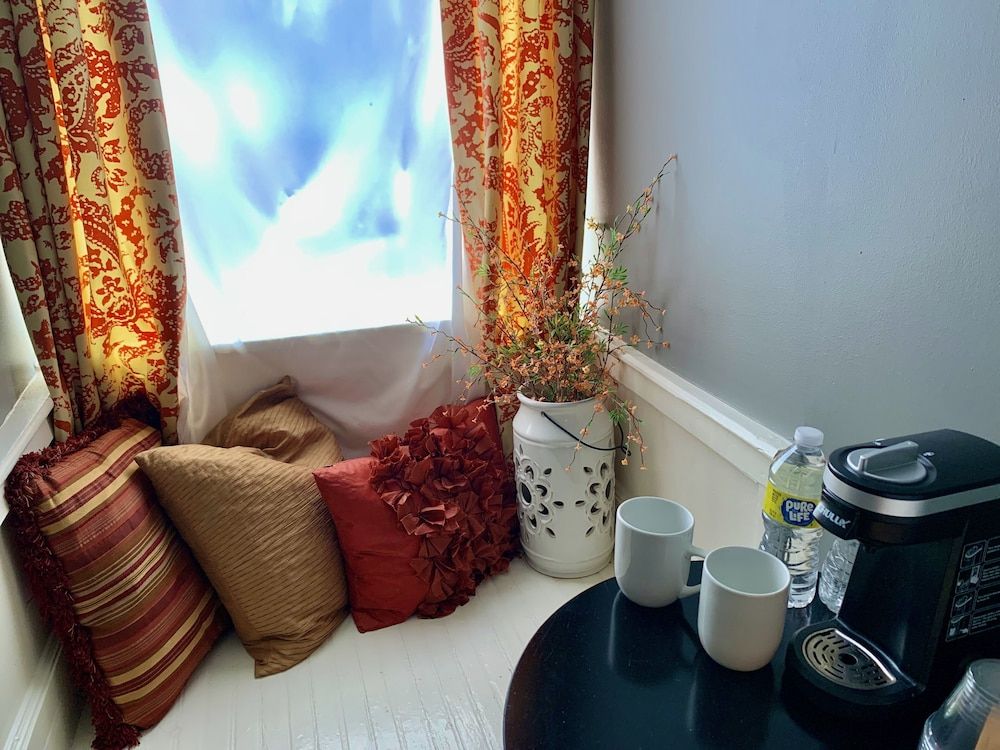 The Beaumont House Emily Suite 11