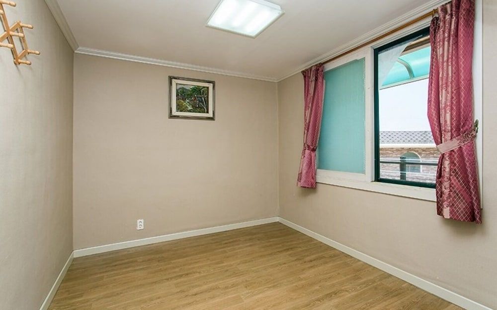 Byeonsan Dongguerami Pension Superior Room (Hae-Neom-Ee) 5