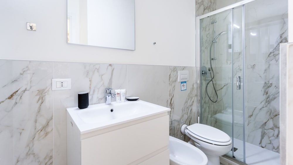 The B Village Business Studio 10