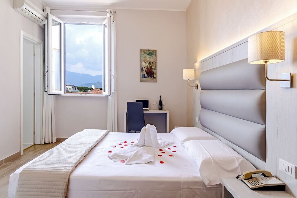 Hotel Biagi Standard Double or Twin Room 5