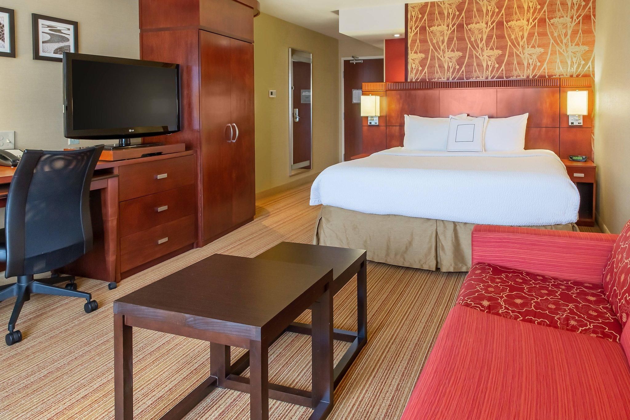 Guest room, 1 King, Sofa bed