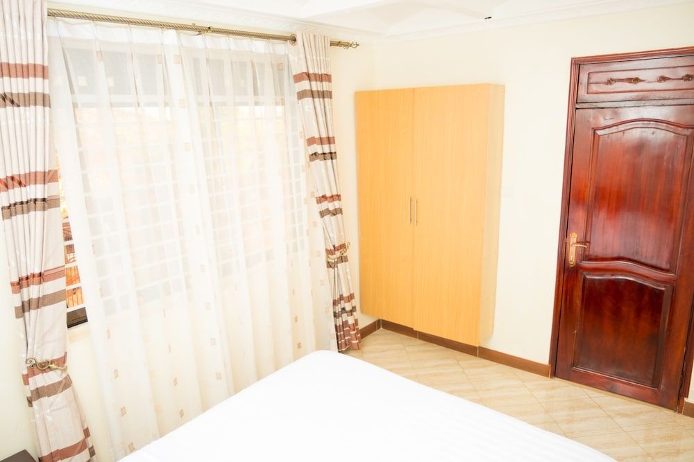 Kampala Suburbs Apartment Apartment, Multiple Beds, Non Smoking 2