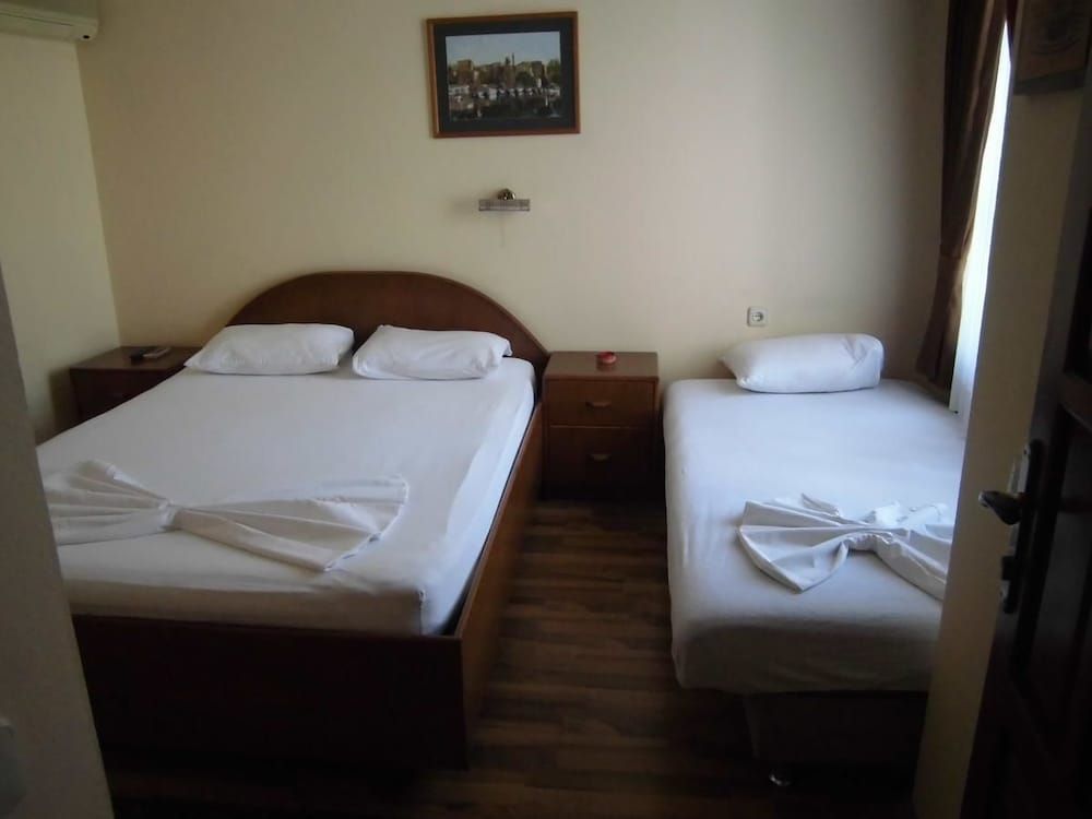 undefined Sultan Pension 2