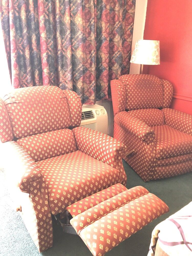 Gateway Inn Standard Double Room 2