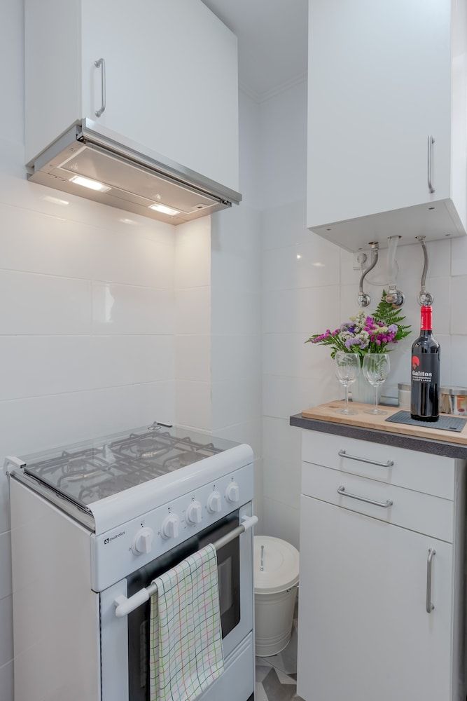 Sunny Apartment with Patio, By TimeCooler Apartment, 2 Bedrooms, Patio 9