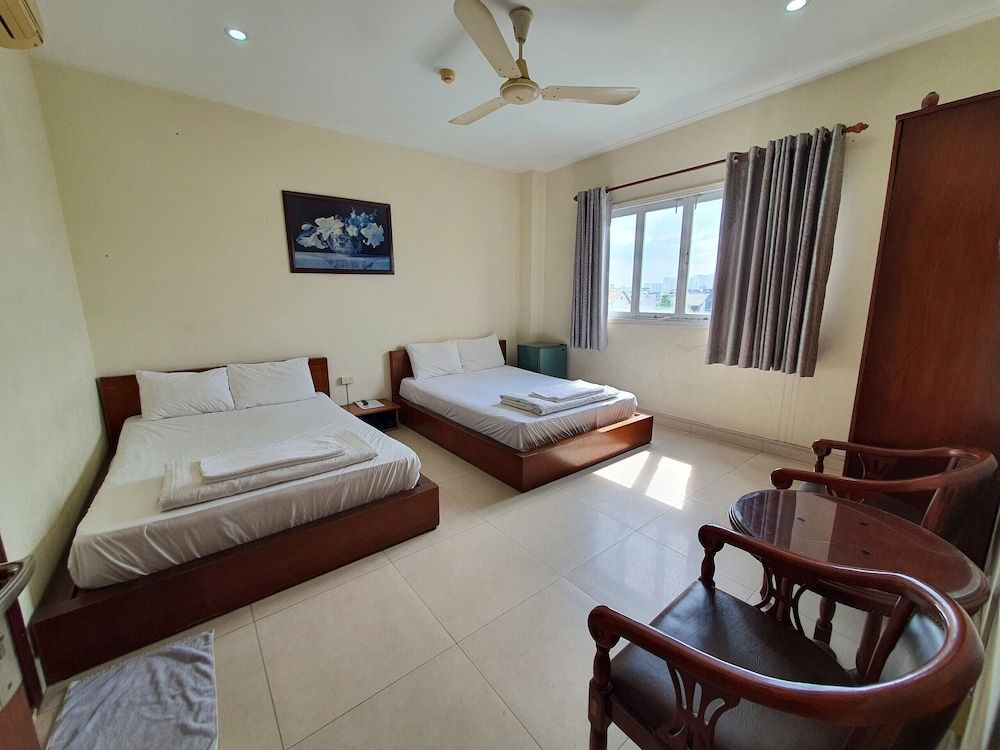 undefined Hotel Nguyên Anh 2 5