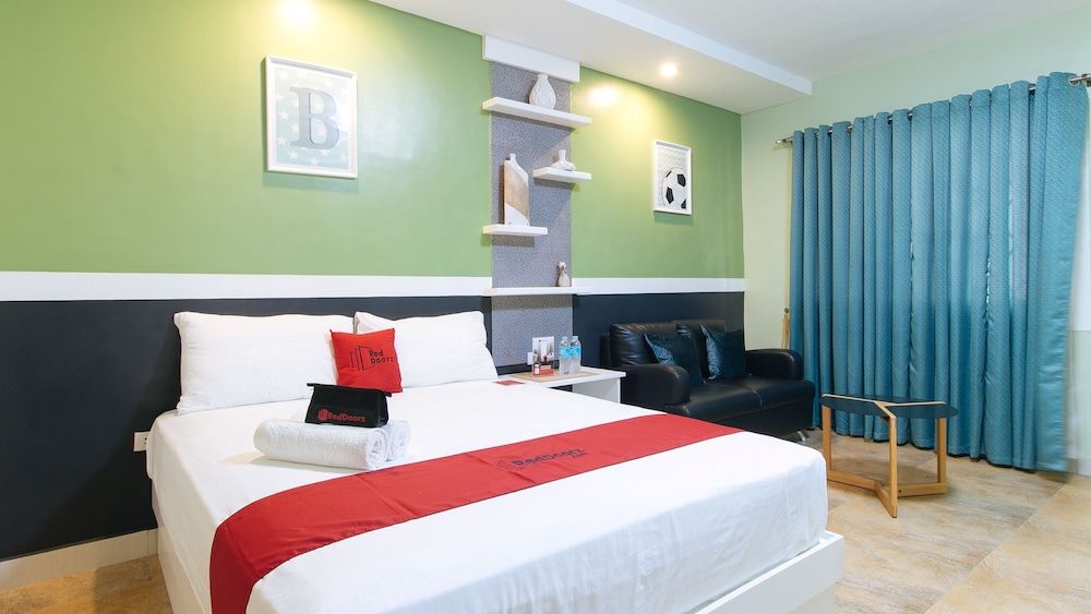 RedDoorz near Lapasan Plaza Cagayan De Oro