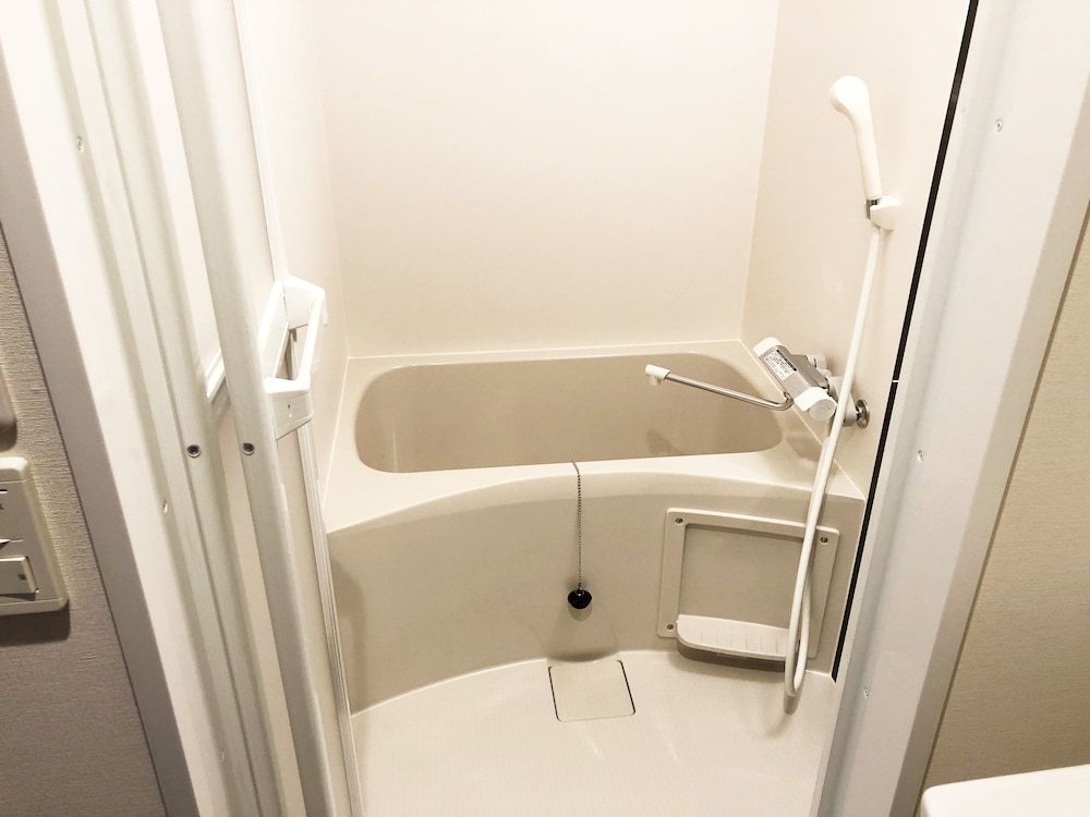 At RLiS House Tsutenkaku Double Room, Non Smoking 11