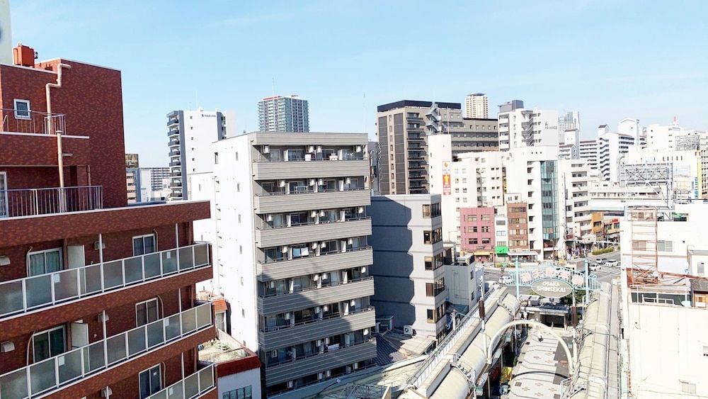 At RLiS House Tsutenkaku Double Room, Non Smoking 12