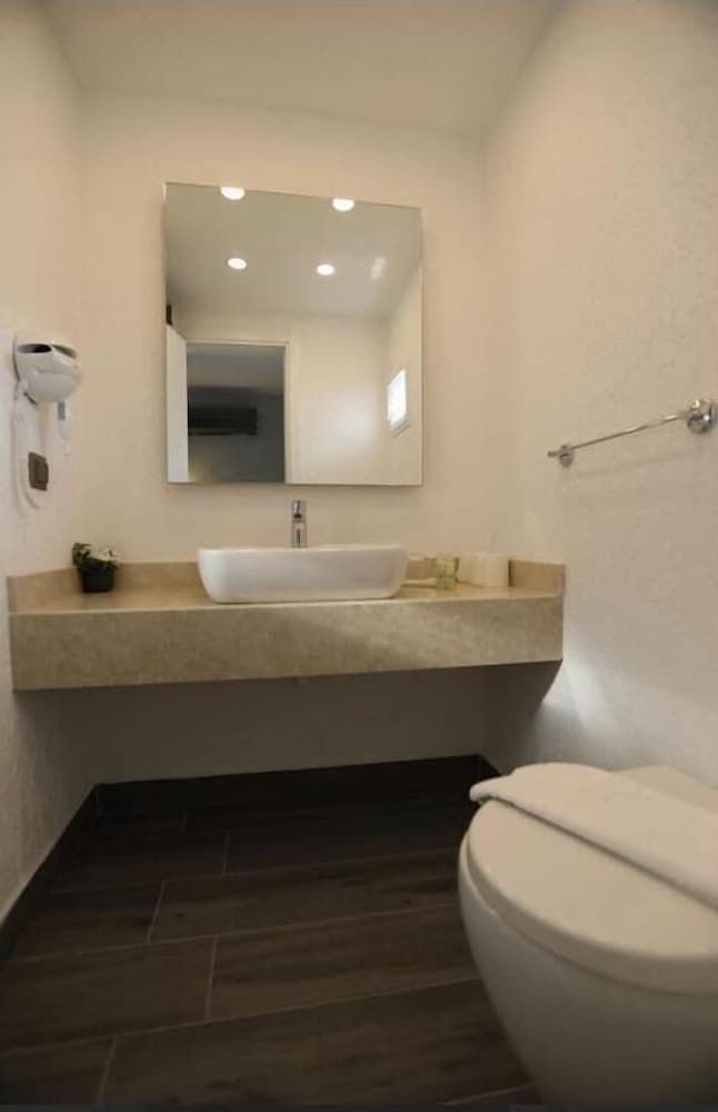 undefined Ali's Hotel Beach 7