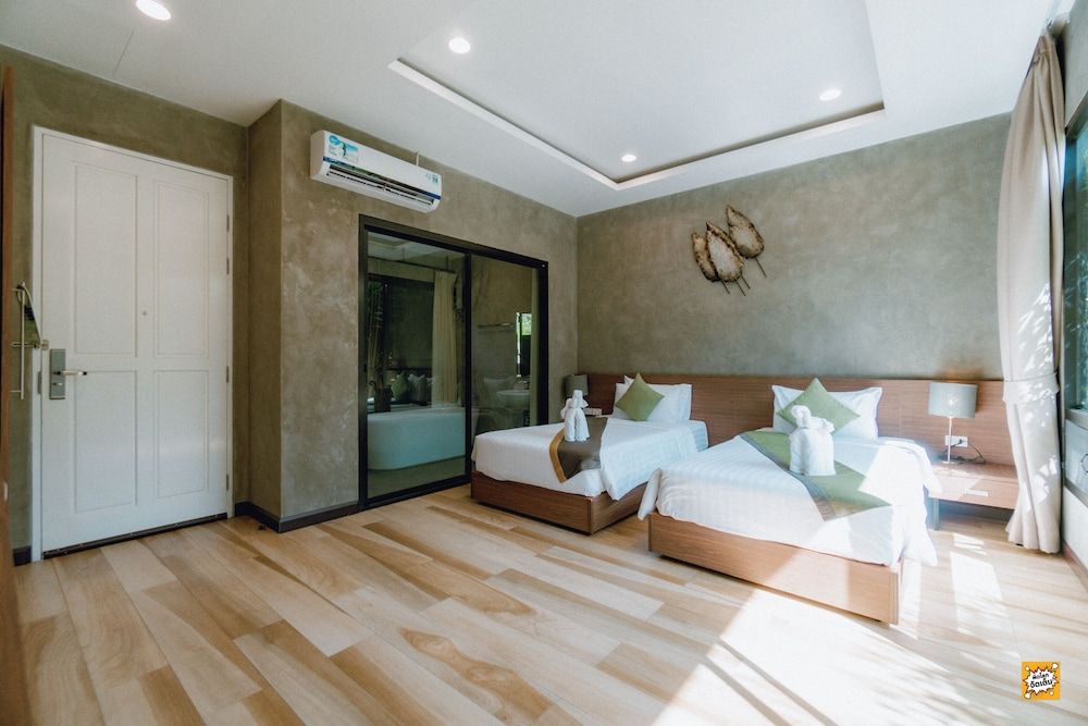 Blue River Resort Twin Room with Garden View 2