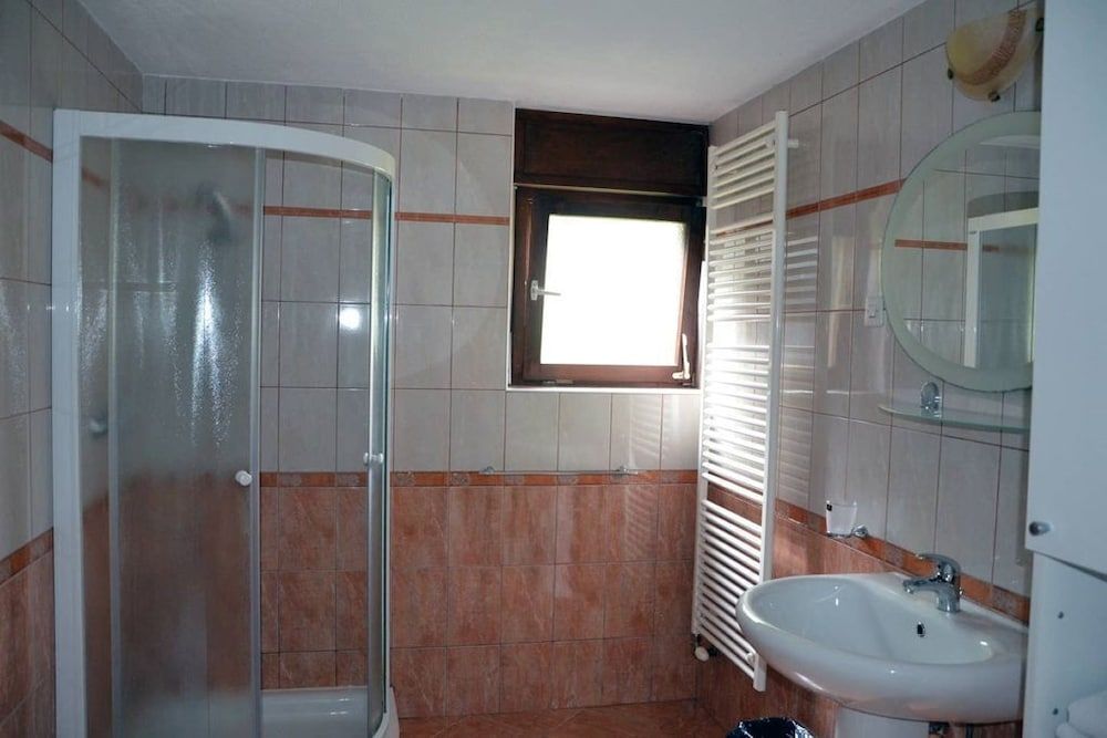 Apartments Lenardic Apartment 6